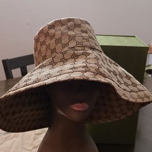 Gucci wide brim hat